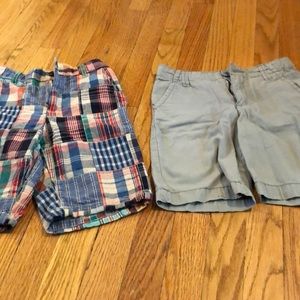 Lot of 2 boys shorts, size 7